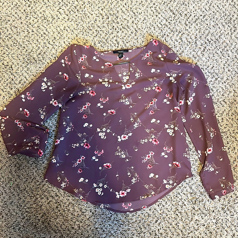 Forever 21 flowery top!